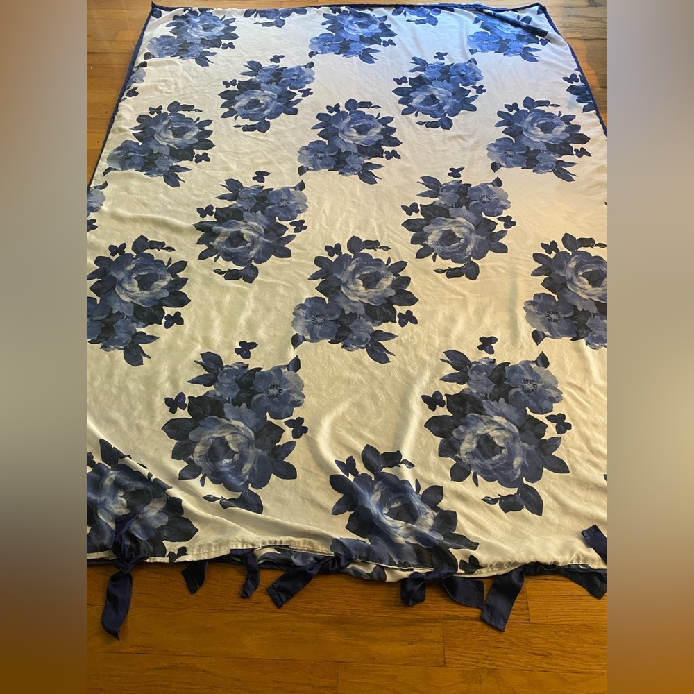 Pottery Barn Teen Duvet Cover -Twin